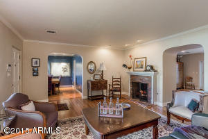 207 E Oregon Ave, Phoenix, AZ 85012 photo 1