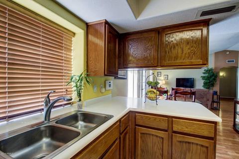 7036 N 28th Dr, Phoenix, AZ 85051 photo 8
