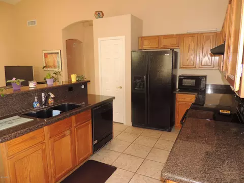 4451 E Badger Way, Phoenix, AZ 85044 photo 6