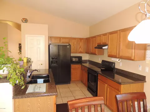 4451 E Badger Way, Phoenix, AZ 85044 photo 5