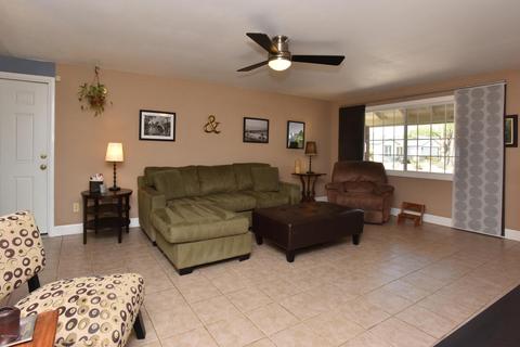 3617 E Winchcomb Dr, Phoenix, AZ 85032 photo 4