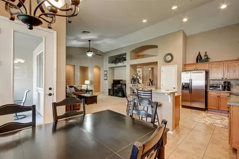 3846 E Wildhorse Dr, Gilbert, AZ 85297 photo 9