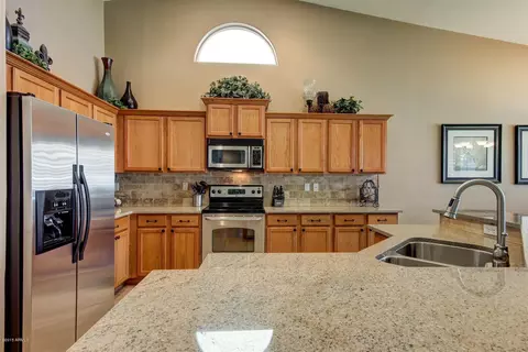 3846 E Wildhorse Dr, Gilbert, AZ 85297 photo 11