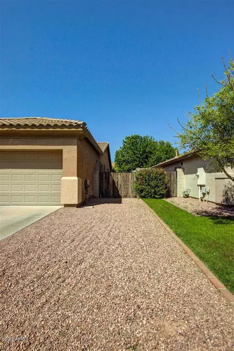 3846 E Wildhorse Dr, Gilbert, AZ 85297 photo 39
