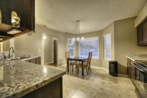 917 E Kerry Ln, Phoenix, AZ 85024 photo 5