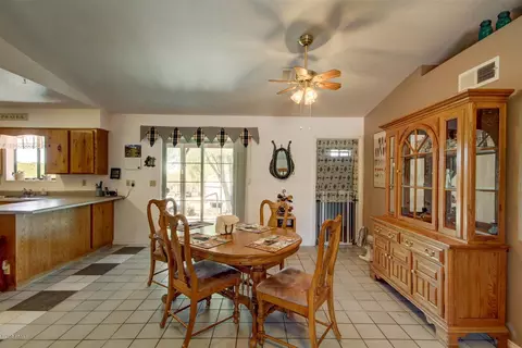 2302 S Prospectors Rd, Apache Junction, AZ 85119 photo 10