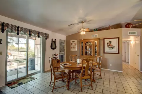 2302 S Prospectors Rd, Apache Junction, AZ 85119 photo 11