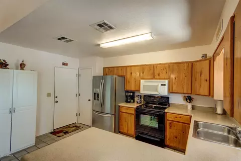 2302 S Prospectors Rd, Apache Junction, AZ 85119 photo 16