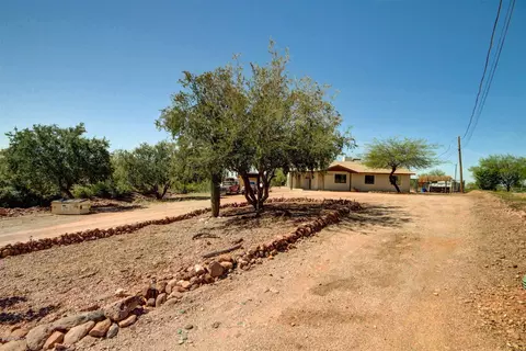 2302 S Prospectors Rd, Apache Junction, AZ 85119 photo 5