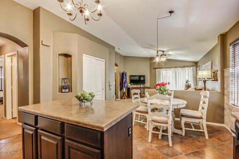 4312 E Wildhorse Dr, Gilbert, AZ 85297 photo 9