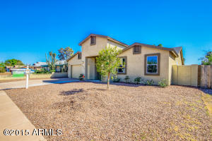 2513 E Riviera Dr, Tempe, AZ 85282 photo 1