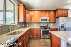 2513 E Riviera Dr, Tempe, AZ 85282 photo 9