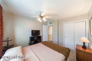 2302 E Paradise Ln, Phoenix, AZ 85022 photo 8