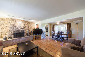 2302 E Paradise Ln, Phoenix, AZ 85022 photo 2