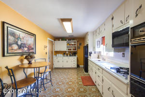 2302 E Paradise Ln, Phoenix, AZ 85022 photo 12