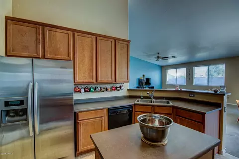 2023 W Carson Rd, Phoenix, AZ 85041 photo 8
