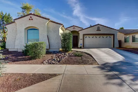 2023 W Carson Rd, Phoenix, AZ 85041 photo 2