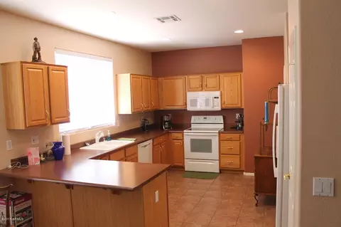 3323 E Kingbird Dr, Gilbert, AZ 85297 photo 5