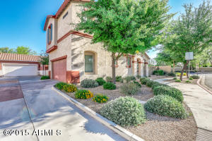 1032 E Cantebria Dr, Gilbert, AZ 85296 photo 31
