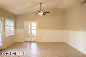 1718 E Morgan Ct, Gilbert, AZ 85295 photo 5