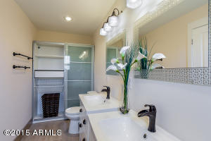 3229 E Roma Ave, Phoenix, AZ 85018 photo 12