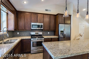 3229 E Roma Ave, Phoenix, AZ 85018 photo 3