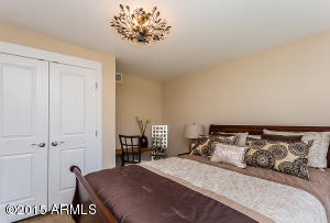 3229 E Roma Ave, Phoenix, AZ 85018 photo 8