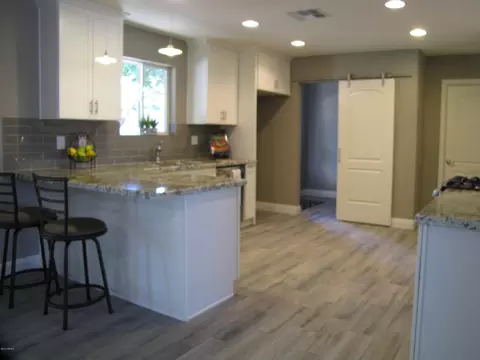 4143 E Cannon Dr, Phoenix, AZ 85028 photo 9