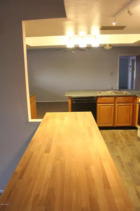 837 E Drake Dr, Tempe, AZ 85283 photo 5