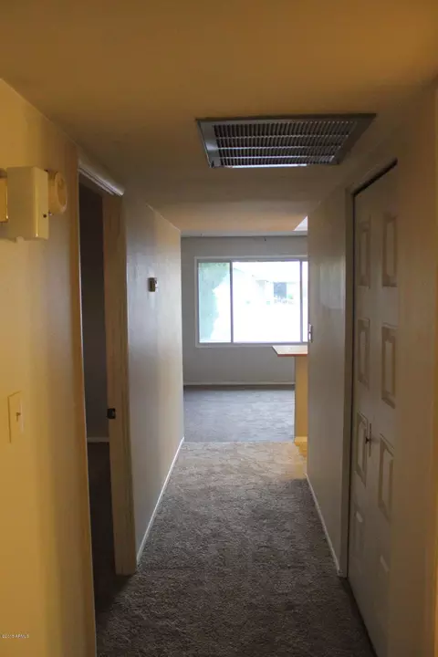 837 E Drake Dr, Tempe, AZ 85283 photo 6