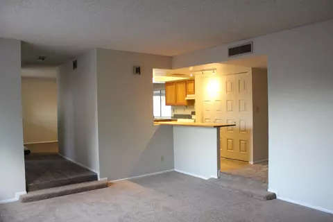 837 E Drake Dr, Tempe, AZ 85283 photo 4