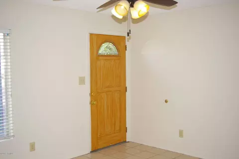 4250 E Modoc Dr, Phoenix, AZ 85044 photo 32
