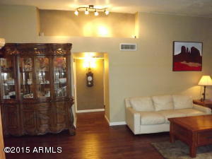 526 E Anderson Ave, Phoenix, AZ 85022 photo 4