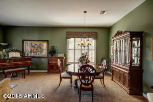 556 Elgin Ct, Gilbert, AZ 85295 photo 4
