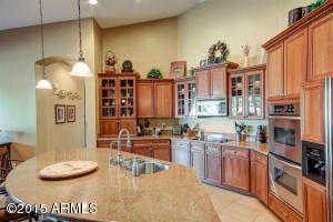 556 Elgin Ct, Gilbert, AZ 85295 photo 8