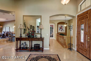556 Elgin Ct, Gilbert, AZ 85295 photo 6