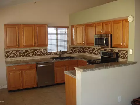 226 W Utopia Rd W, Phoenix, AZ 85027 photo 8
