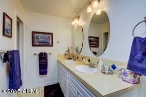 734 E Tuckey Ln, Phoenix, AZ 85014 photo 25