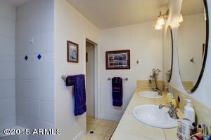 734 E Tuckey Ln, Phoenix, AZ 85014 photo 28