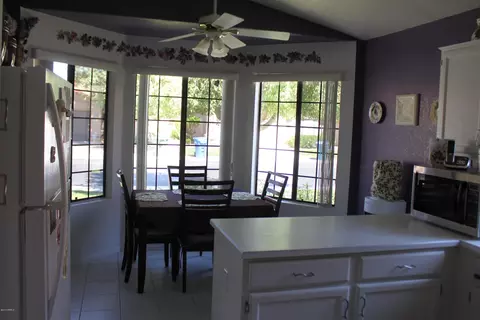 4521 E Tanglewood Dr, Phoenix, AZ 85048 photo 3