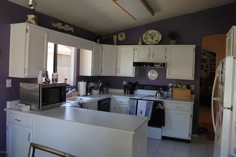 4521 E Tanglewood Dr, Phoenix, AZ 85048 photo 2