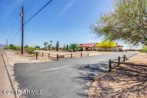 10155 E Fenimore Rd, Mesa, AZ 85207 photo 3