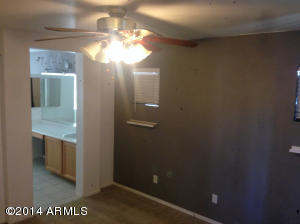 1427 E Mobile Ln, Phoenix, AZ 85040 photo 8