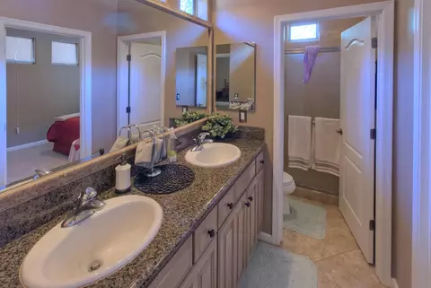 4196 E Clubview Dr, Gilbert, AZ 85298 photo 9