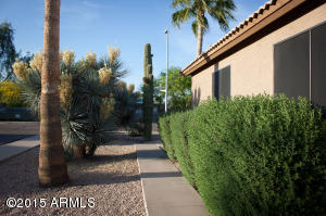 4501 E Woodland Dr, Phoenix, AZ 85048 photo 4