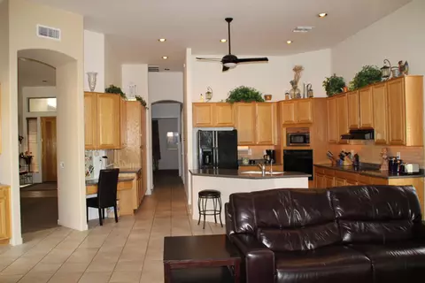 1271 N Bronco Ln, Gilbert, AZ 85233 photo 4