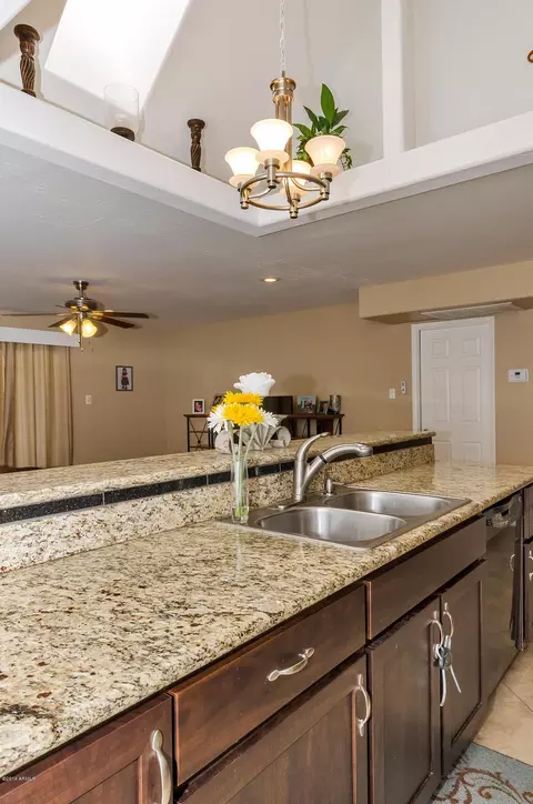 15006 N 35th Dr, Phoenix, AZ 85053 photo 11