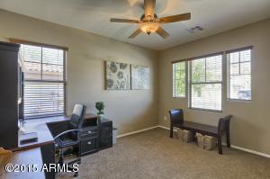 1243 E Apricot Ln, Gilbert, AZ 85298 photo 2