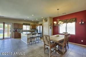 1243 E Apricot Ln, Gilbert, AZ 85298 photo 3