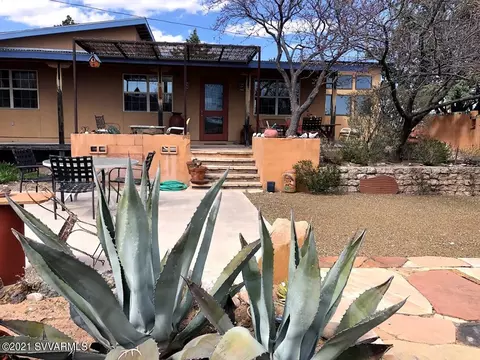 295 E Dundee Ave, Jerome, AZ 86331 photo 2